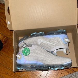 Nike Air VaporMax 2020 Flyknit Summit White US Women’s 10